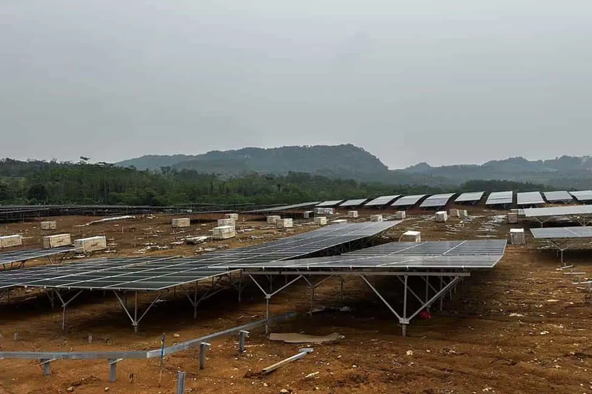 Indonésie — Parc solaire de 32 MW